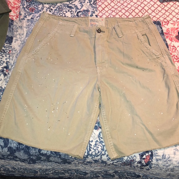 mens cut off khaki shorts